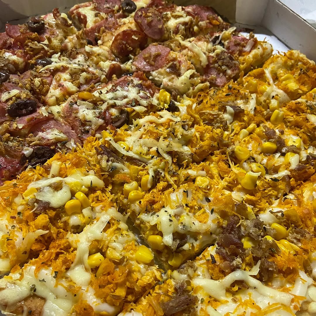 Pizza entregue a cliente